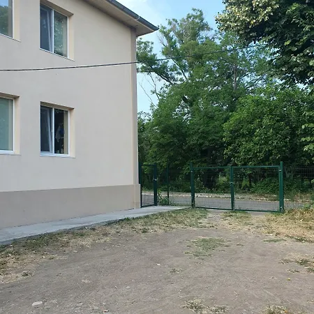 Viriks 3* Burgas City